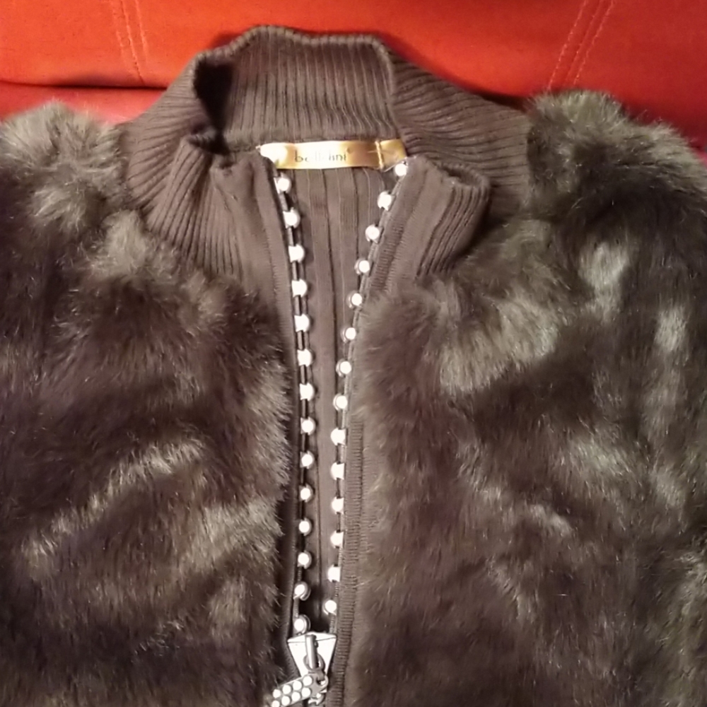 Sweater - Picture 3 of 4